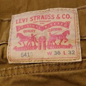 Levi 541